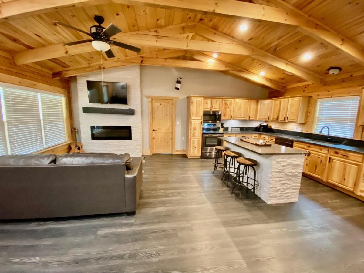 Cabin At Chitt'S Creek Emory Kültér fotó
